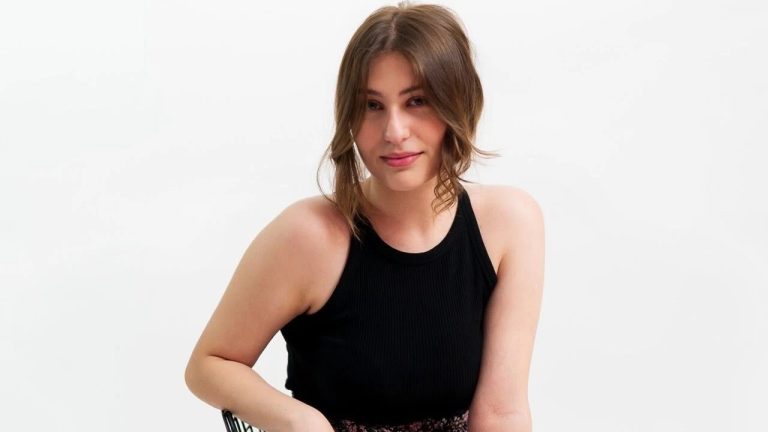 Sıla Şahin